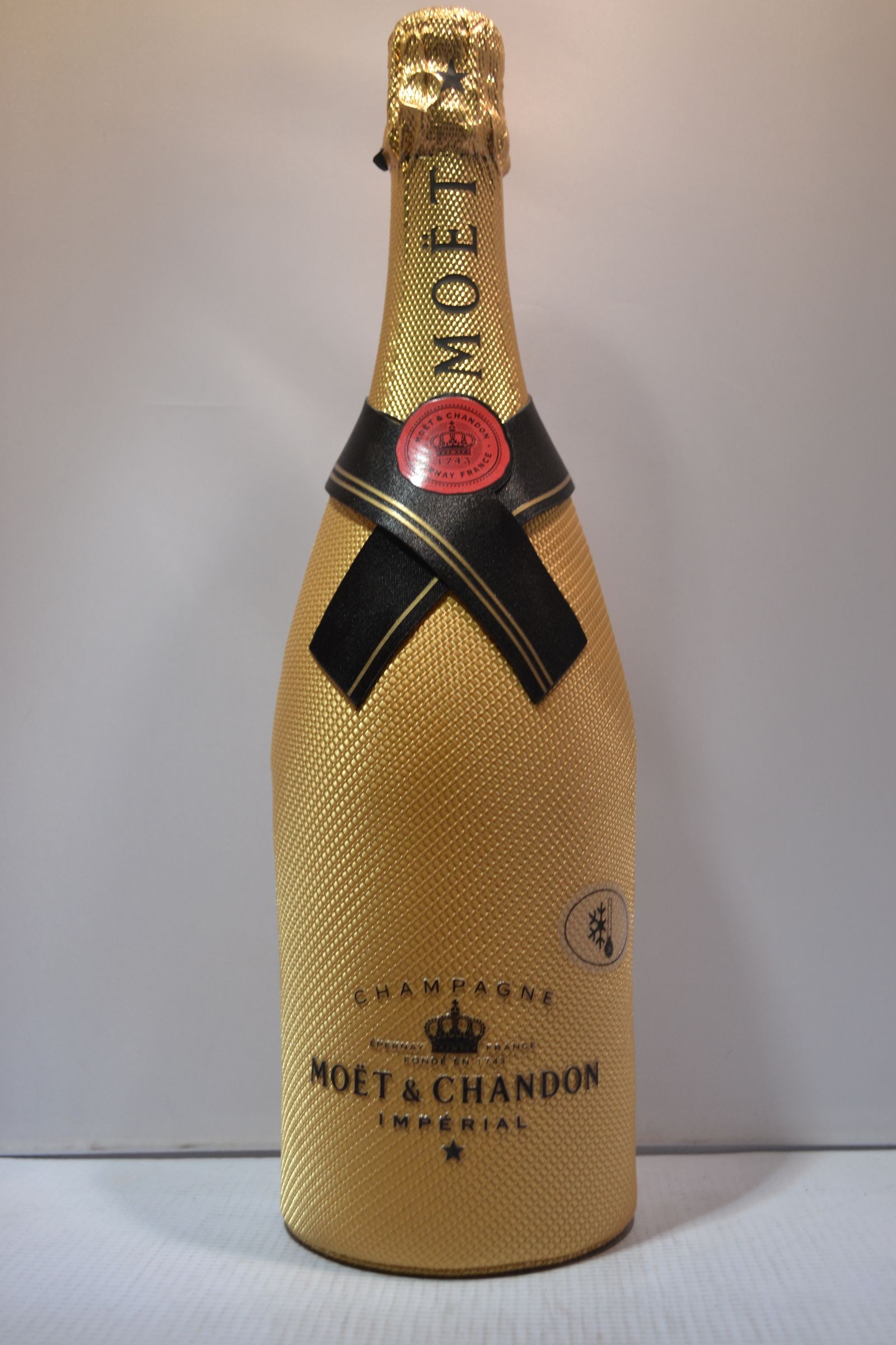 Buy Moët & Chandon Impérial Brut Champagne Online » Order Premium