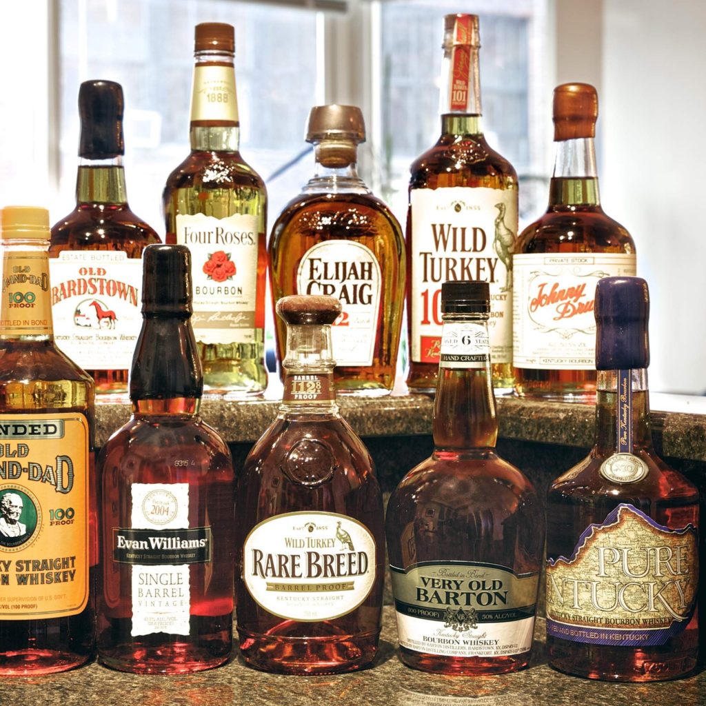 Bourbon vs whiskey - aporeading